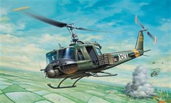 Вертолет  UH-1B HUEY (1:72)