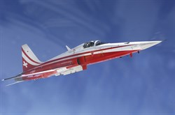 Самолет  F-5E PATROUILLE SUISSE (1:72)