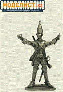 Русский гренадер драгунского полка, 1732-74 - фото 13265