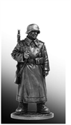 Рядовой пехоты Вермахта (Германия) в караульных ботах. 1942-43 гг. - фото 18490