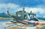 Вертолет  UH-1C  GUNSHIP (1:72) - фото 9353